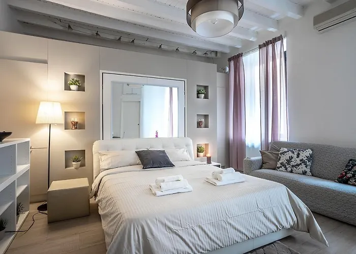 13 Stazione Apartament *